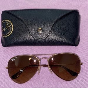 Like New Classic Ray Ban Aviators Polarized